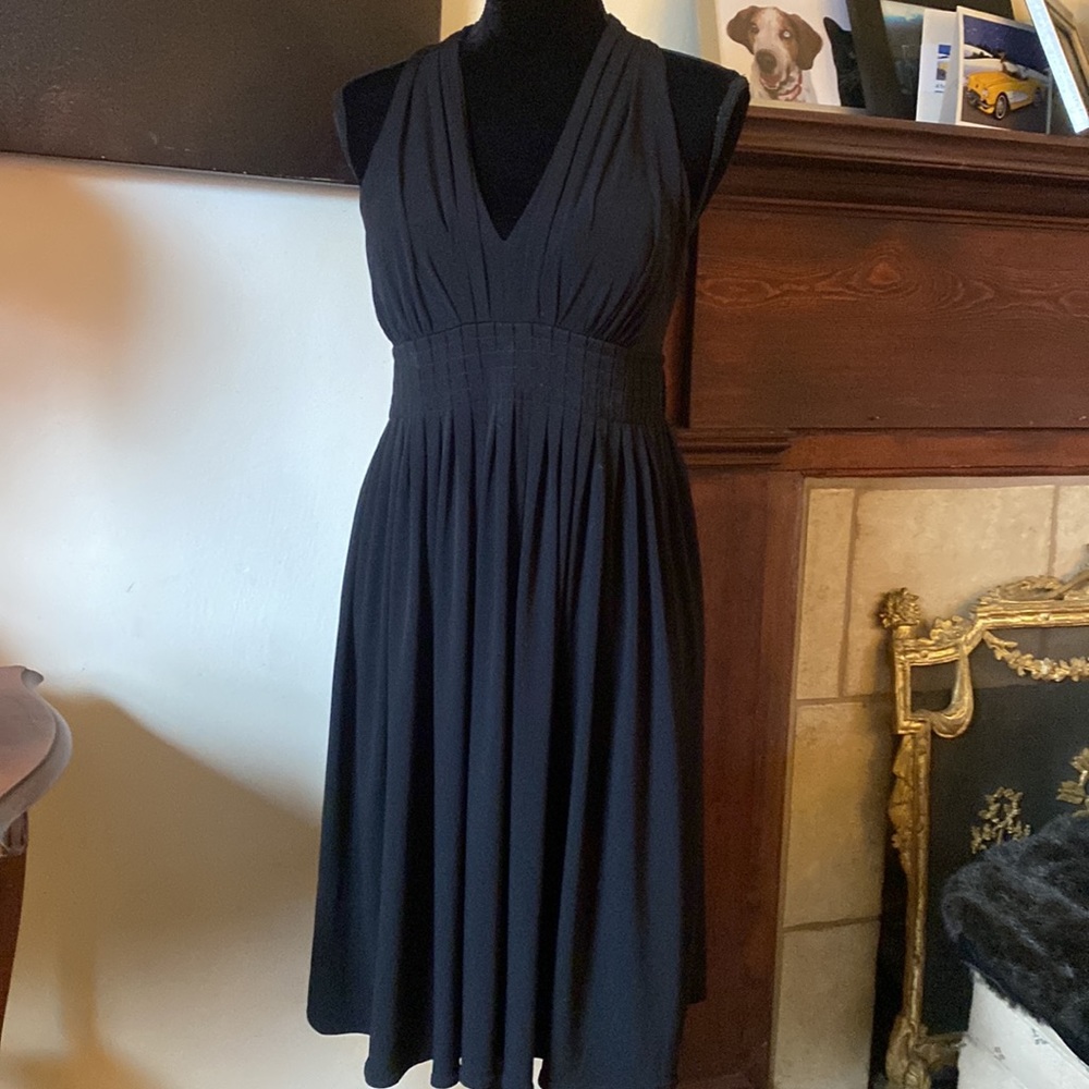 🦊 Calvin Klein halter dress.